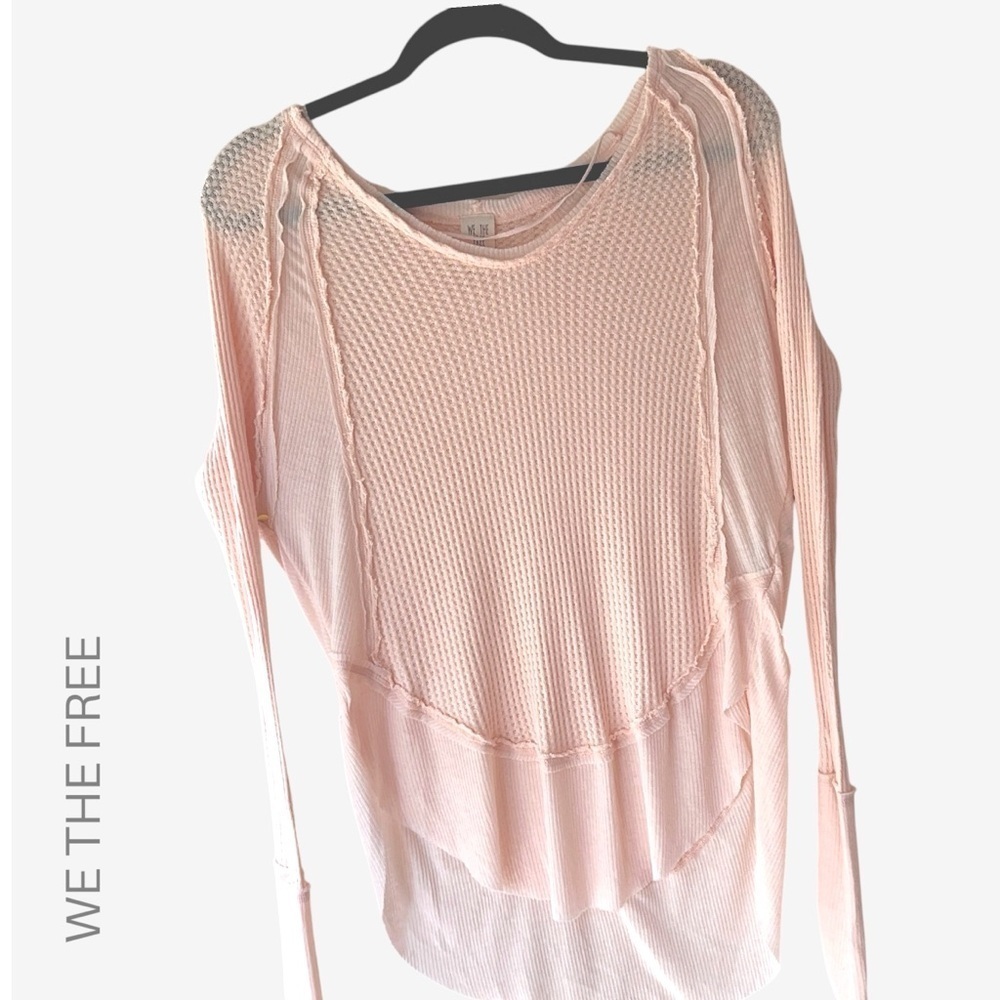 WE THE FREE NWOT WAFFLE KNIT CATALINA THERMAL TOP LONG SLEEVE PEACH | SIZE: XS